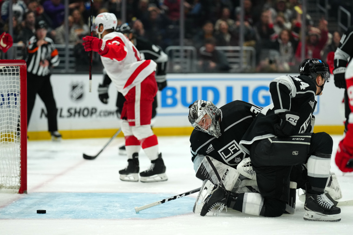 Best Bets: Kings Continue Losing Ways, Fall To Predators In Tight ...