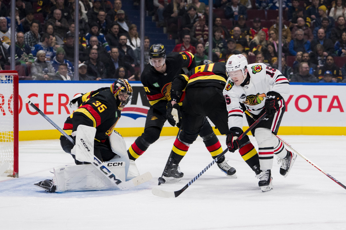 Demko Unbeatable As The Canucks Shut Out The Blackhawks - The Hockey ...