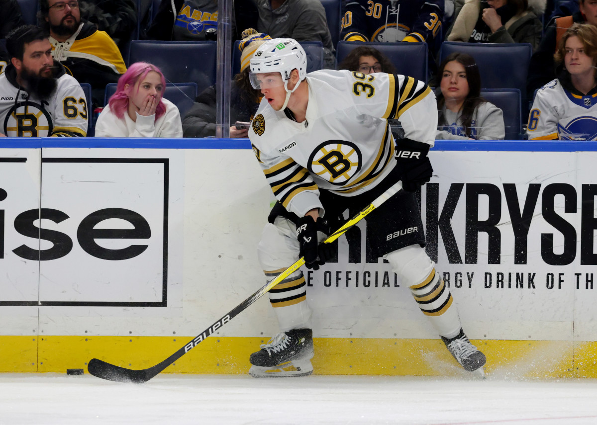 Former Kraken Morgan Geekie Thriving With Bruins - The Hockey News Seattle  Kraken News, Analysis and More